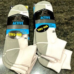 NWT Russell athletic socks. Big tall size 12-16